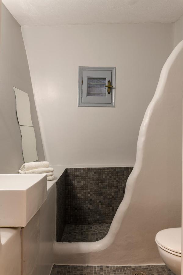 Blueisla Alpha Town Mykonos Apartment Mykonos Town